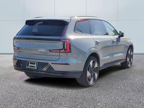 Metallic 2025 Volvo EX90 Twin Motor Performance Plus