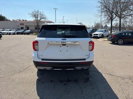 Star White 2020 Ford Explorer XLT
