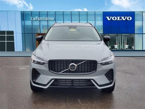 2025 Volvo XC60 Plug-In Hybrid T8 Plus