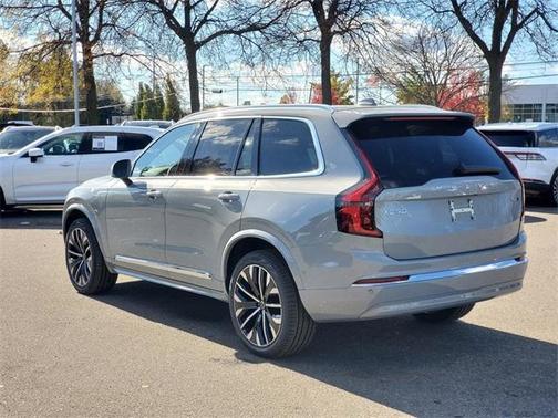 2026 Volvo XC90 B6 Ultra 7-Seater