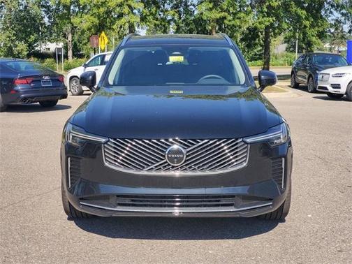 2025 Volvo XC90 B6 Plus 7-Seater