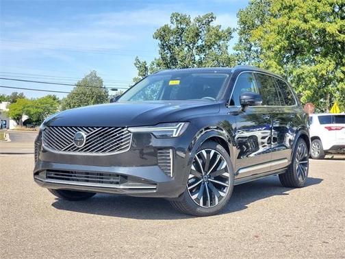 2025 Volvo XC90 B6 Plus 7-Seater
