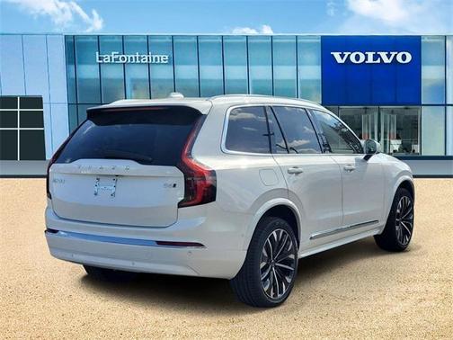 2026 Volvo XC90 B6 Plus 6-Seater