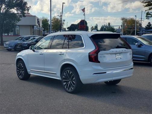 2026 Volvo XC90 B6 Plus 6-Seater