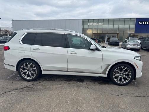 2020 BMW X7 xDrive40i