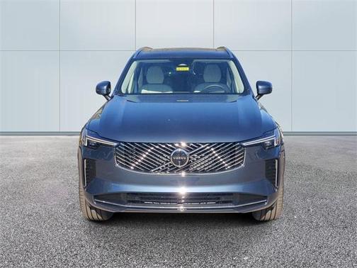 2026 Volvo XC90 B6 Ultra 6-Seater