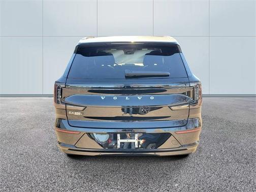2025 Volvo EX90 Twin Motor Plus