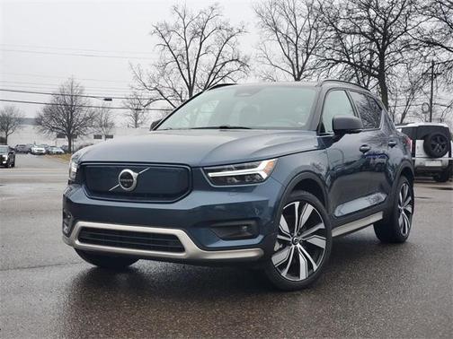 2022 Volvo XC40 Recharge Pure Electric P8 Twin Ultimate