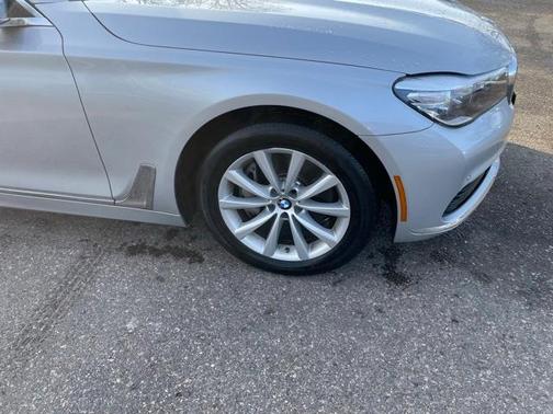 2019 BMW 740 i xDrive