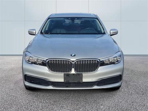 2019 BMW 740 i xDrive