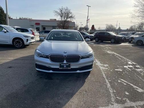 2019 BMW 740 i xDrive