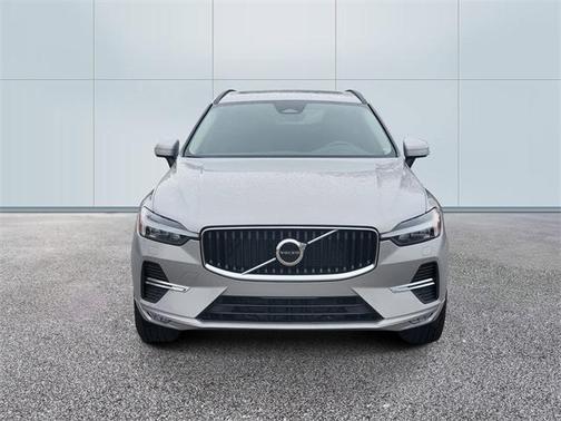 2023 Volvo XC60 B5 Core