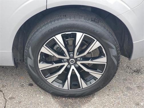 2023 Volvo XC60 B5 Core