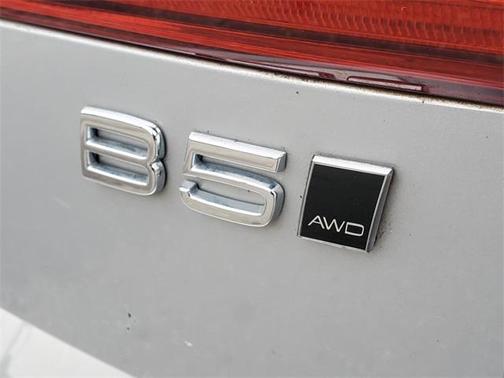 2023 Volvo XC60 B5 Core