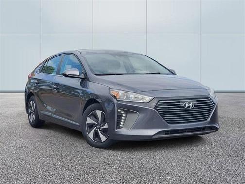 2017 Hyundai IONIQ Hybrid SEL