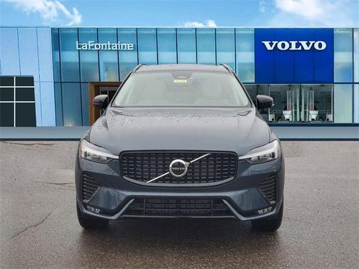 2025 Volvo XC60 B5 Core
