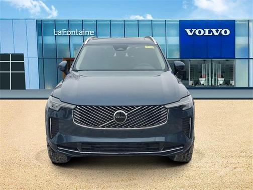 2026 Volvo XC90 B5 Core