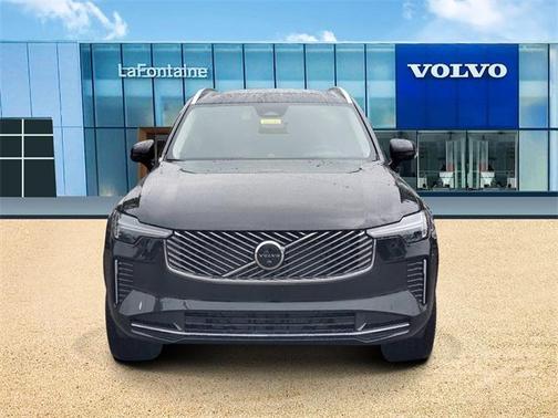 2025 Volvo XC90 B6 Ultra
