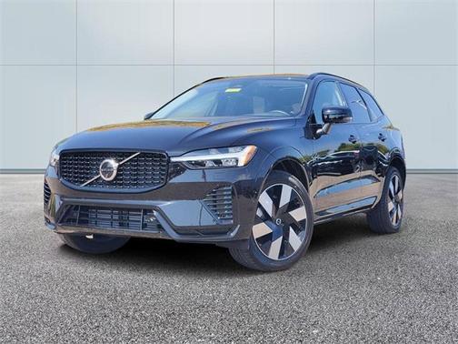 2025 Volvo XC60 Plug-In Hybrid T8 Plus