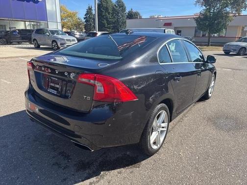 2015 Volvo S60 T5 Premier