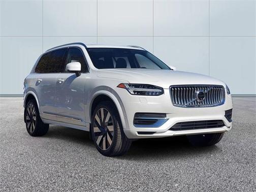 2024 Volvo XC90 Recharge Plug-In Hybrid T8 Plus Bright Theme 7 Passenger