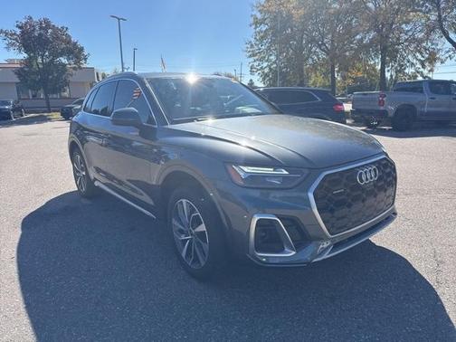 2023 Audi Q5 45 S line quattro Premium