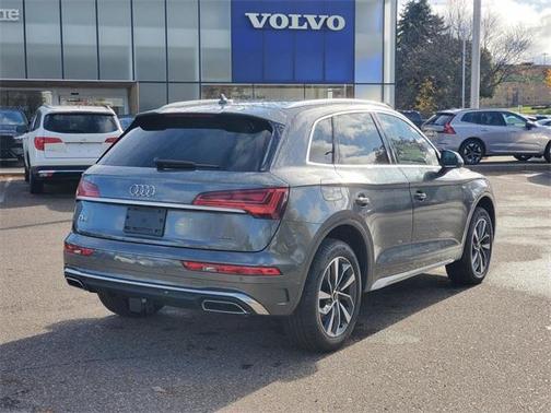 2023 Audi Q5 45 S line quattro Premium