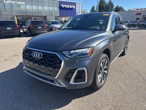2023 Audi Q5 45 S line quattro Premium
