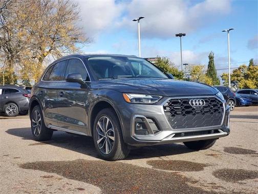 2023 Audi Q5 45 S line quattro Premium