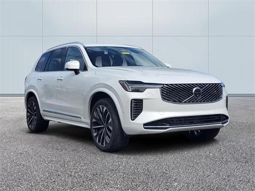 2025 Volvo XC90 B6 Ultra