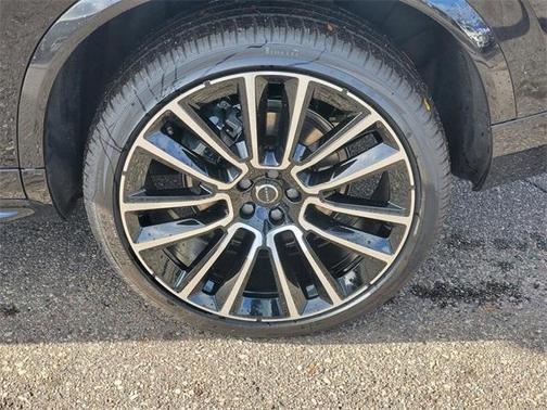 2026 Volvo XC90 B6 Plus 6-Seater