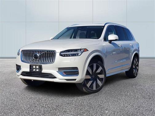 2024 Volvo XC90 Recharge Plug-In Hybrid T8 Plus Bright Theme 7 Passenger