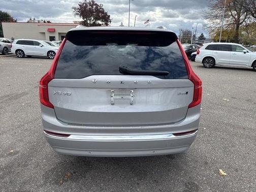 2024 Volvo XC90 B6 Plus Bright Theme 7-Seater