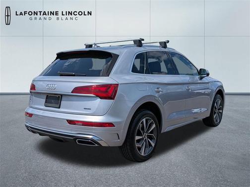 2023 Audi Q5 45 S line quattro Premium