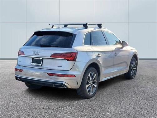 2023 Audi Q5 45 S line quattro Premium