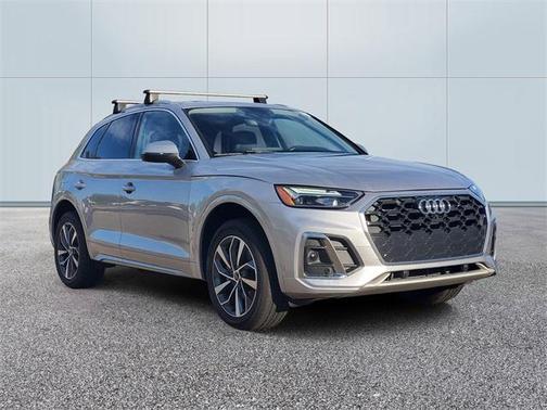 2023 Audi Q5 45 S line quattro Premium