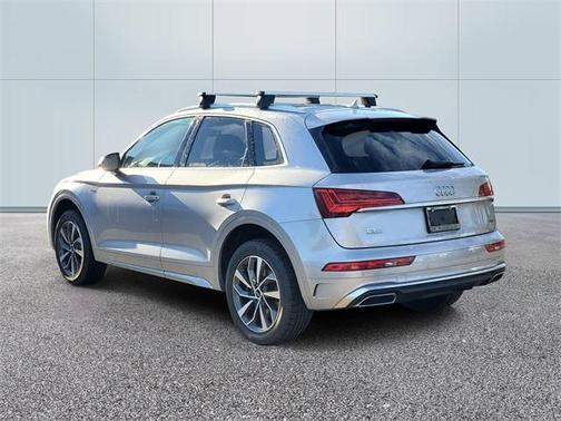 2023 Audi Q5 45 S line quattro Premium