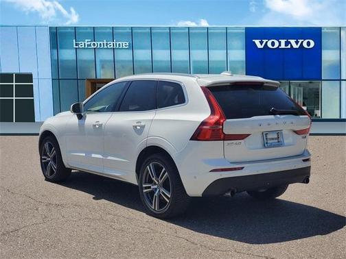 2019 Volvo XC60 T6 Momentum