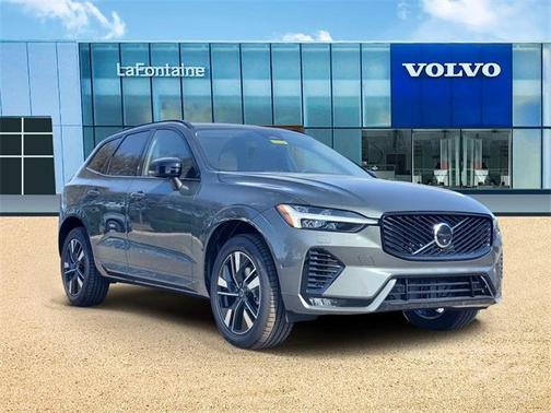 2026 Volvo XC60 B5 Plus