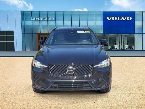 Onyx Black Metallic 2026 Volvo XC60 B5 Core
