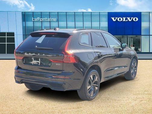 Onyx Black Metallic 2026 Volvo XC60 B5 Core