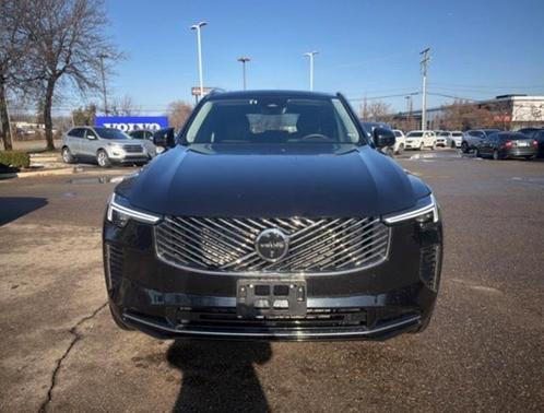 2025 Volvo XC90 B6 Plus 7-Seater