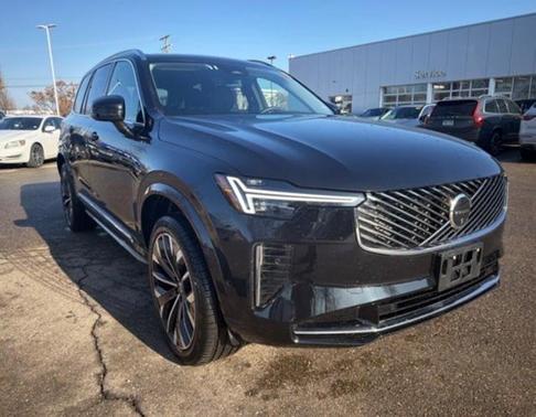 2025 Volvo XC90 B6 Plus 7-Seater