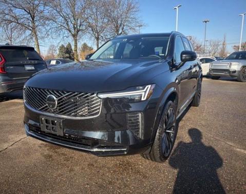 2025 Volvo XC90 B6 Plus 7-Seater