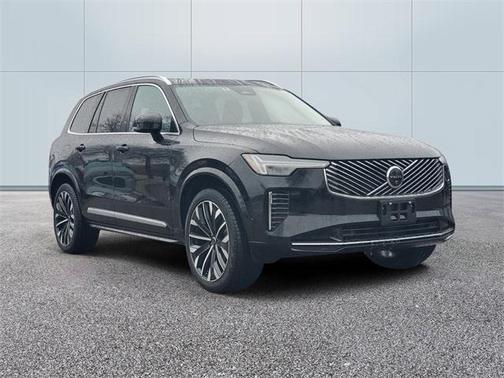 2025 Volvo XC90 B6 Plus 7-Seater
