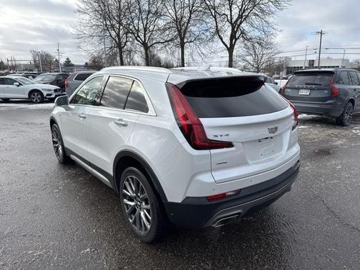 2019 Cadillac XT4 Premium Luxury