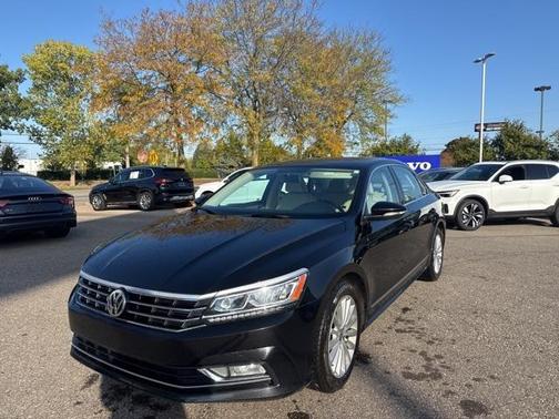 2016 Volkswagen Passat 1.8T SE
