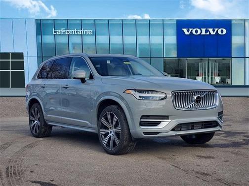 2025 Volvo XC90 Plug-In Hybrid T8 Ultra 7-Seater