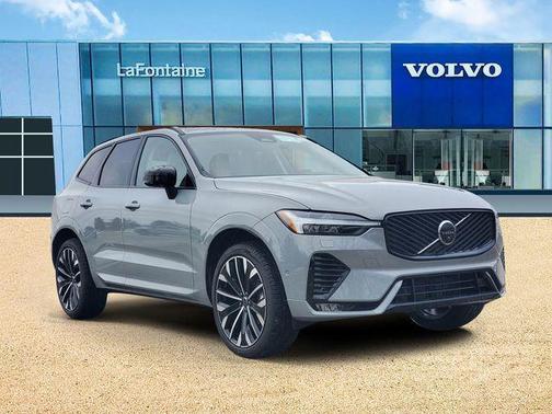 Metallic 2026 Volvo XC60 B5 Ultra