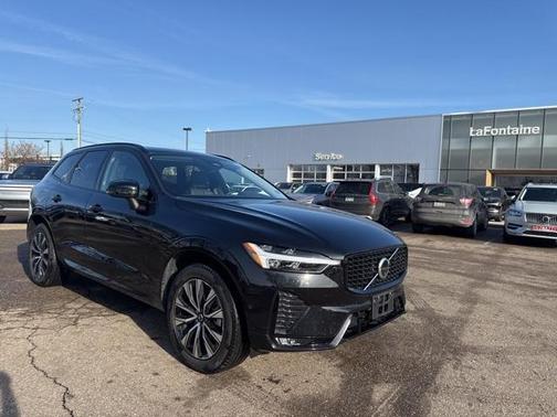 2025 Volvo XC60 B5 Plus